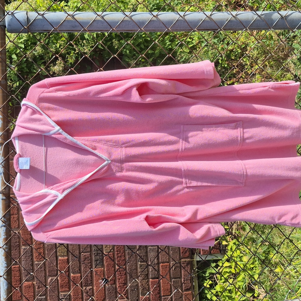 Bath & Body Works Robe Womens L/XL Pink Hooded Fleece Front Pocket Pullover